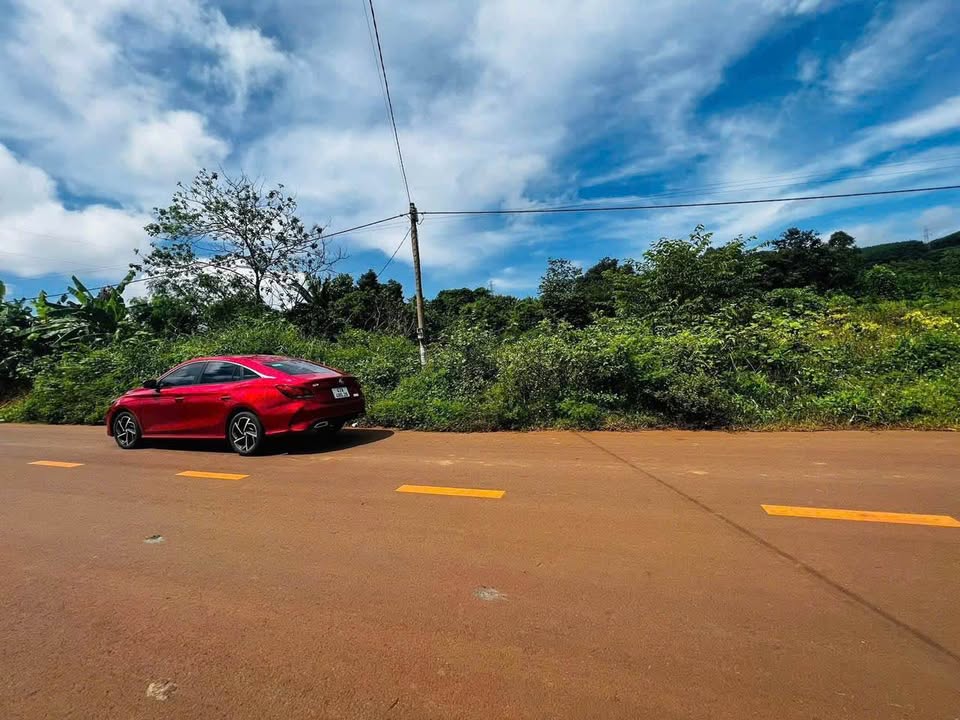 Đất mặt đường nhựa lớn Amakhê, Ea H'Leo 680m² giá 1.65 tỷ - Đầu tư sinh lời ngay!