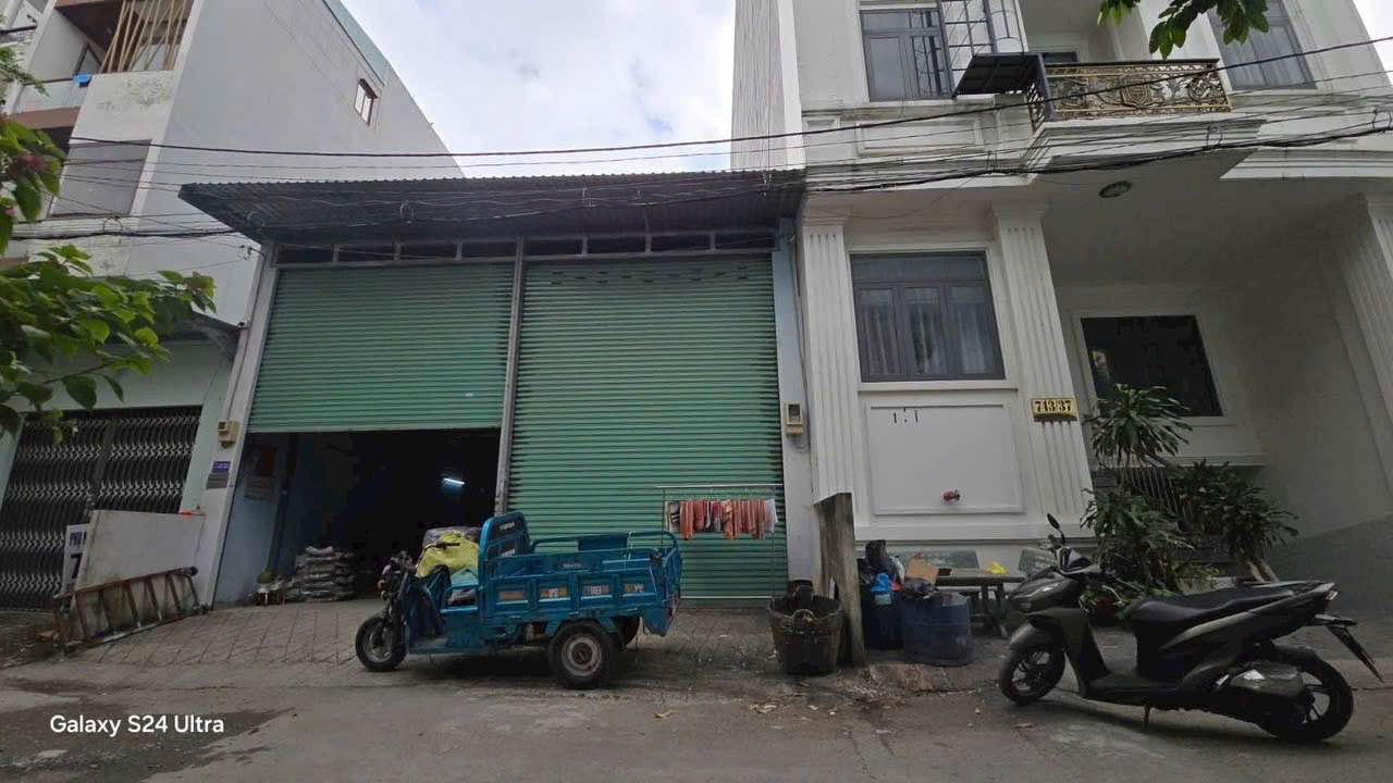 Warehouse Tỉnh Lộ 10 Bình Tân 200m² giá 16 tỷ - Cơ hội đầu tư sinh lời!
