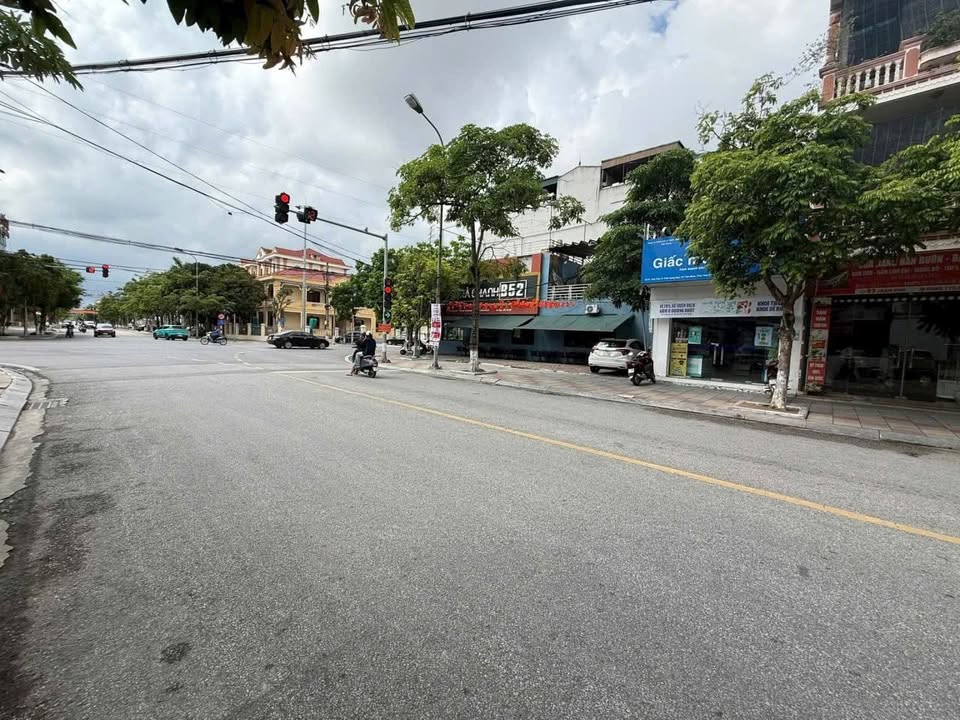 Lô góc mặt đường Trần Phú, Thái Bình 61m² giá 11 tỷ - Vị trí vàng kinh doanh