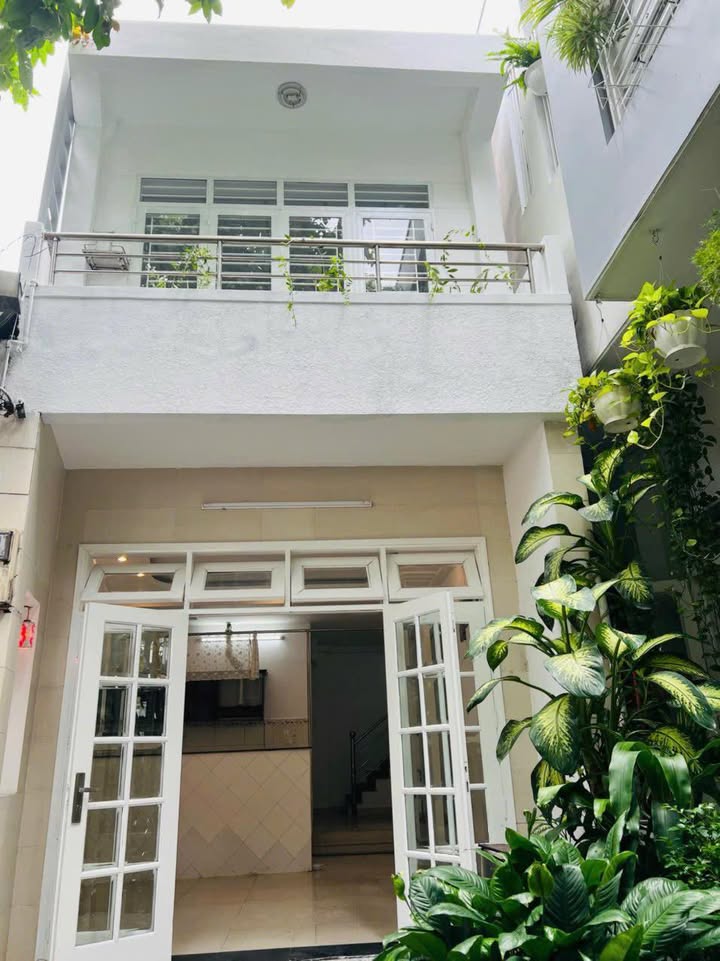 Nhà phố Trần Kế Xương, Phú Nhuận 42m² giá 6.5 tỷ - Gần đường xe hơi!