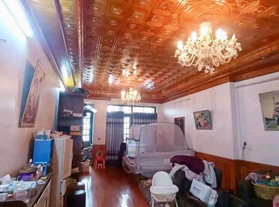 Nhà mặt đường Lê Hồng Phong, Nam Định 200m² giá 18.67 tỷ - Vị trí vàng kinh doanh!