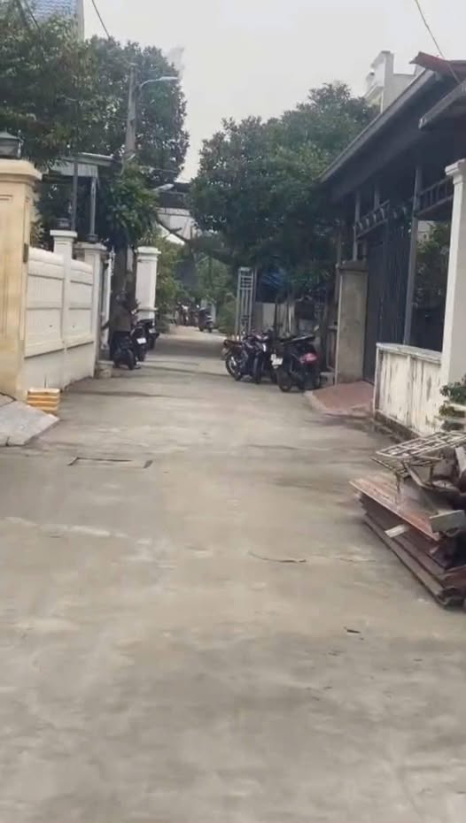 Đất nền Nam Hải 91m² giá 2.8 tỷ - Sân cổng ô tô, vị trí đắc địa!