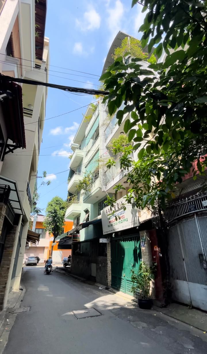 Nhà riêng tại Tân Bình 60m² giá 10 tỷ - Vị trí đắc địa không thể bỏ qua!