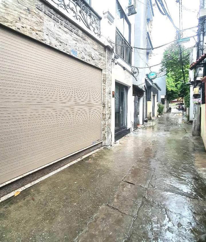Nhà mặt phố Linh Đường, Hoàng Mai 32m² giá 11 tỷ - Ô tô vào tận cửa!