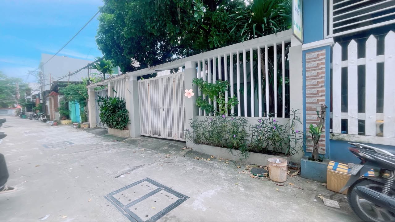 Nhà kiểu biệt thự 2 tầng tại Sơn Trà, Đà Nẵng - 157,5m² giá 9,5 tỷ - Đầu tư sinh lời cao!