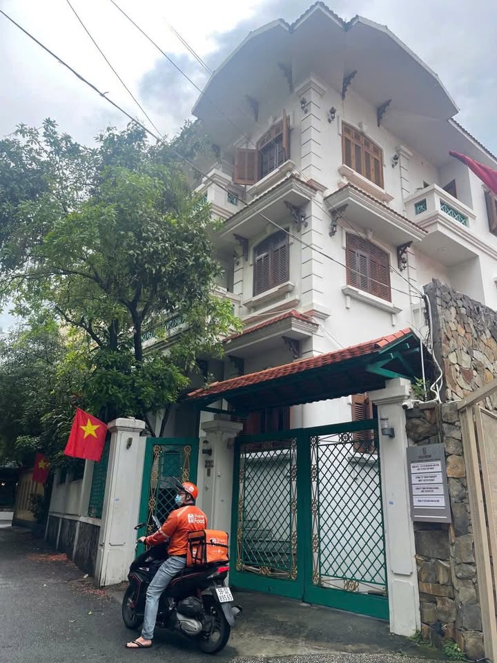 Nhà phố mặt tiền hẻm 4m Pasteur 405m² giá 105 tỷ - Vị trí siêu hiếm