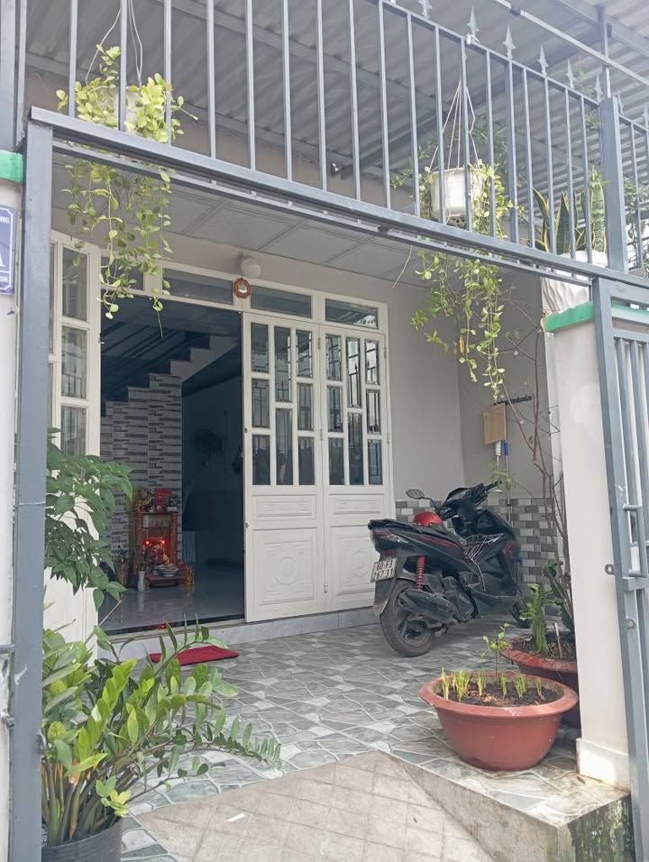 Nhà Tân Phước Khánh 55m² giá 930 triệu - Vị trí gần chợ, trường học!