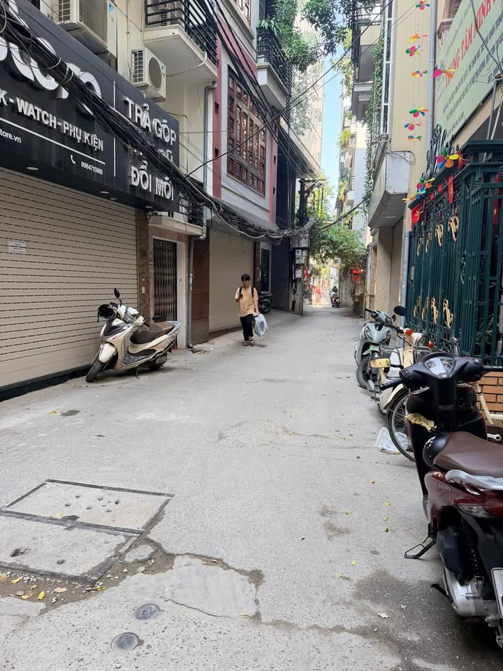 Biệt thự Chùa Bộc Đống Đa 70m² giá 25 tỷ - Lô góc thoáng đãng, ô tô đỗ cửa!