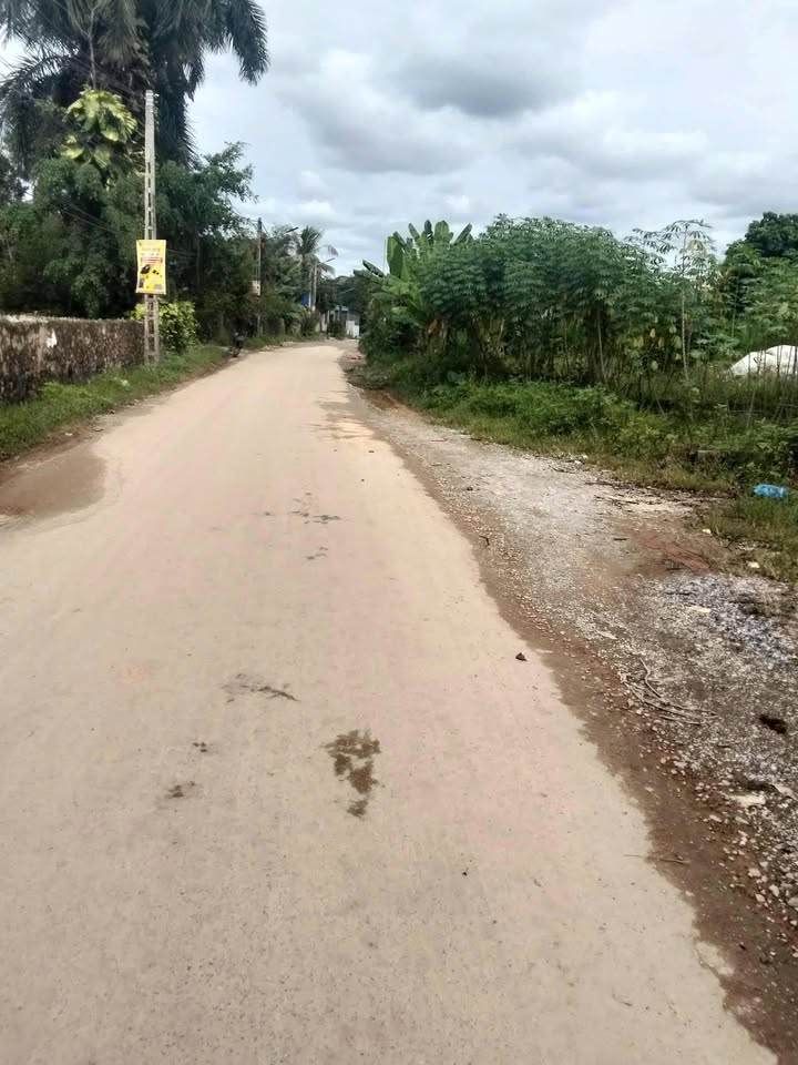 Đất nền Huống Thượng 137m² giá 1.8 tỷ - Đường rộng ô tô tránh nhau!