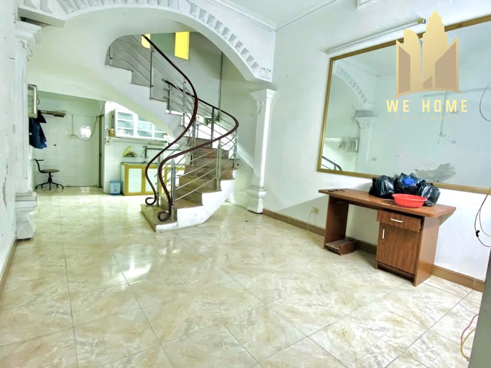 Nhà riêng Trại Chuối Hồng Bàng 2,5 tầng 2PN giá 3,5 triệu - Cho thuê giá rẻ ngay hôm nay!