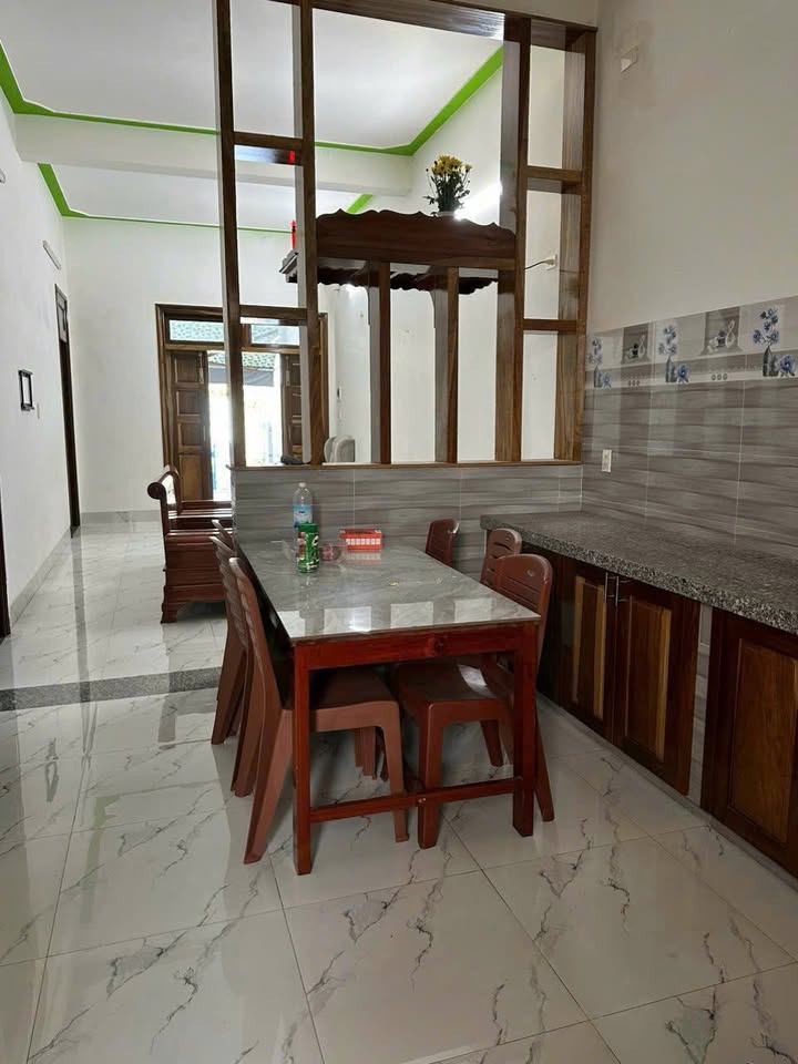 Nhà mặt tiền Trần Quang Khải, Nha Trang 111m² giá 3.5 tỷ - Kinh doanh thuận lợi!