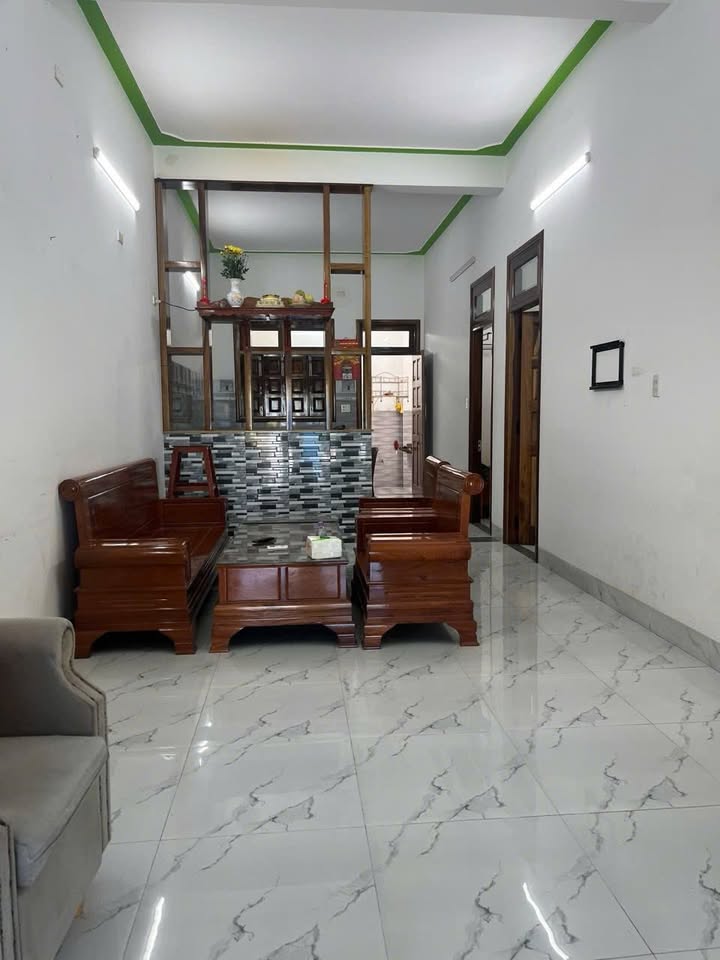 Nhà mặt tiền kinh doanh Trần Quang Khải Diên Khánh 111m² giá 3.5 tỷ - Cơ hội đầu tư tuyệt vời!