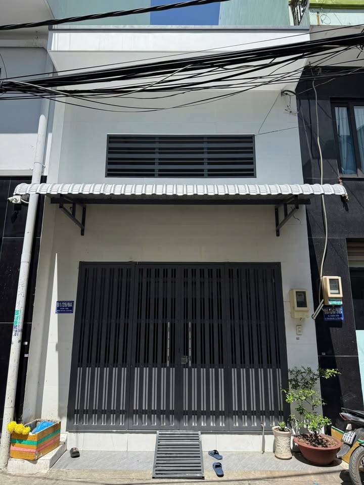 Nhà bán HXH Đường Trần Tấn, Tân Sơn Nhì, Quận Tân Phú 76.6m² - Giá chỉ 6.5 tỷ!