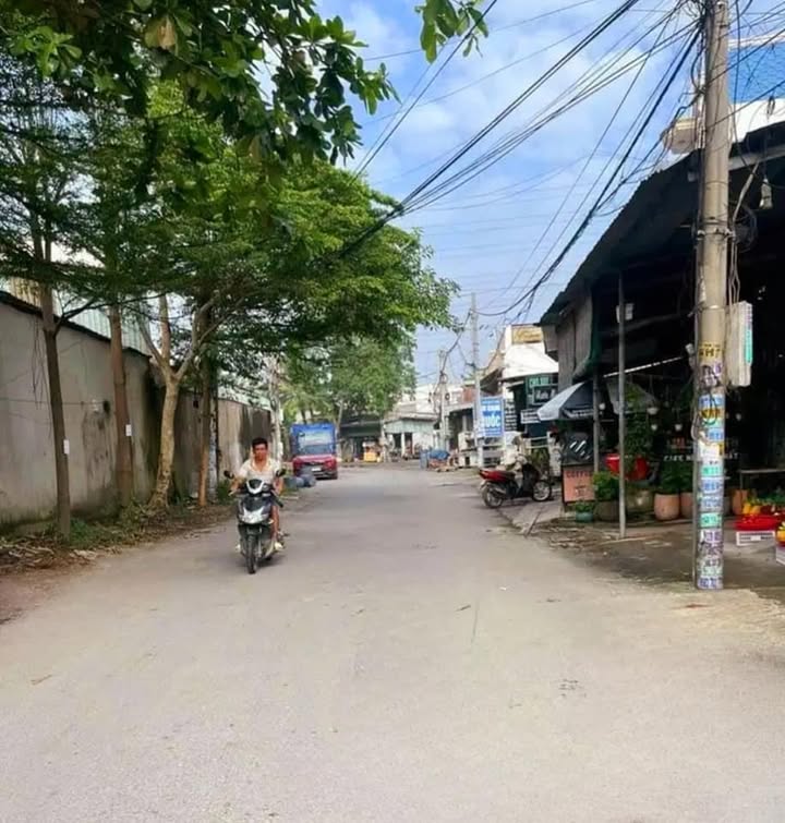 Nhà mặt tiền đường nhựa An Phú 150m² giá 6.8 tỷ - Kinh doanh thuận lợi!