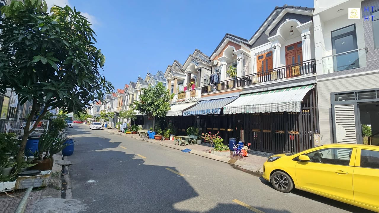 Bán nhà KDC Phú Hồng Thịnh 8, Bình Chuẩn 60m² giá 2.6 tỷ - Sổ hồng riêng, hỗ trợ vay ngân hàng!