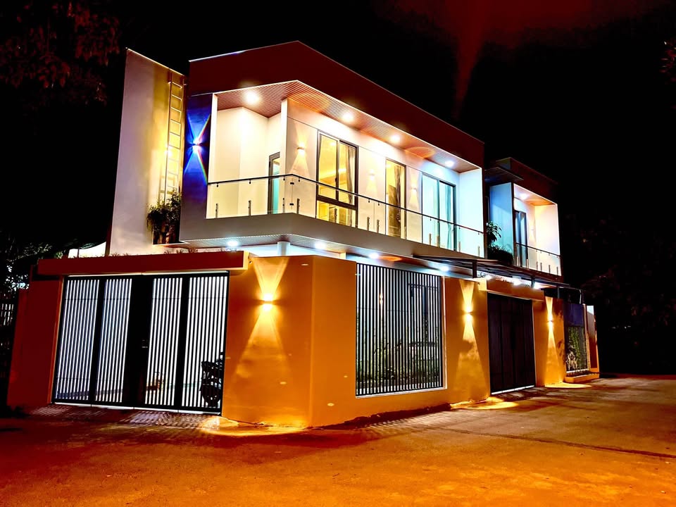 Nhà góc Phú Mỹ 126m² giá 4.39 tỷ - Không gian thoáng mát, tiện ích xung quanh!