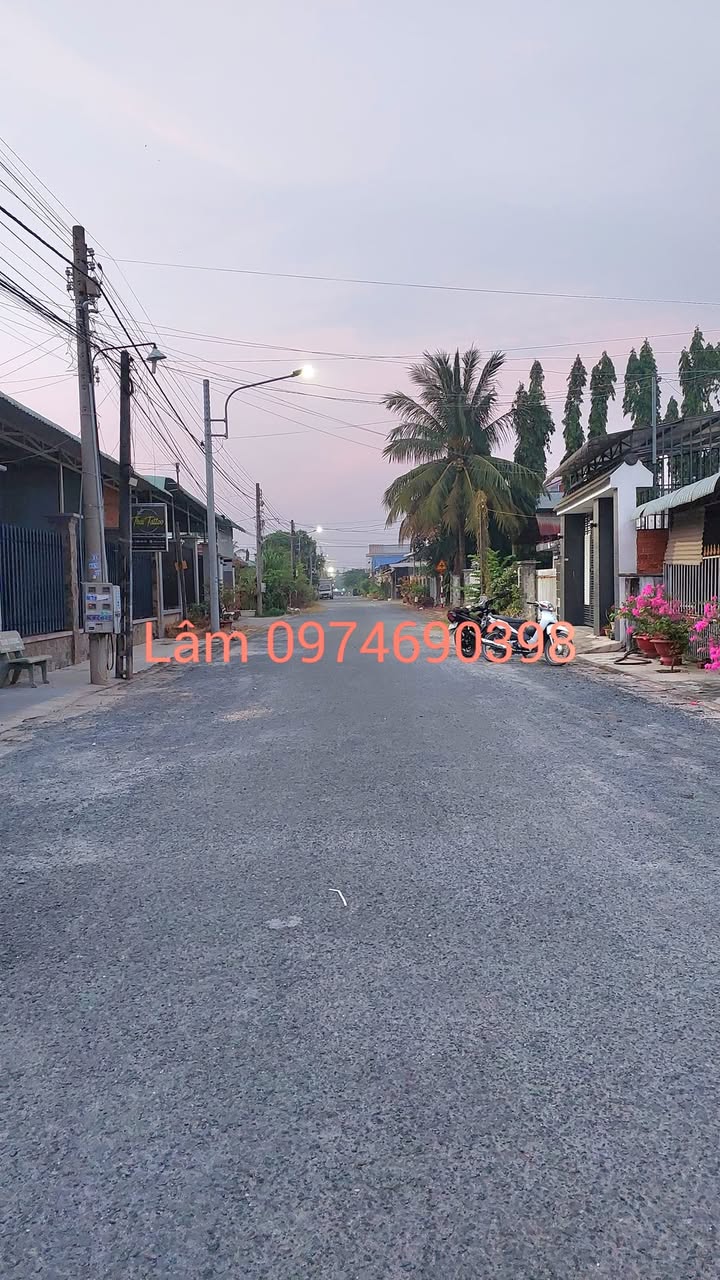 Đất nền Ninh Lợi, Ninh Thạnh, Tây Ninh 150m² giá 750 triệu - Vị trí đẹp, dân cư đông đúc!