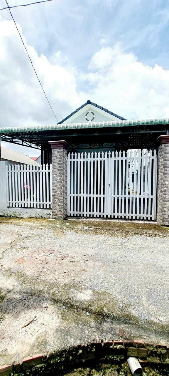 Bán nhà đẹp tại Hiệp Tân, Hòa Thành, Tây Ninh - Diện tích 78.5m², giá 1.2 tỷ - Sẵn sàng vào ở!