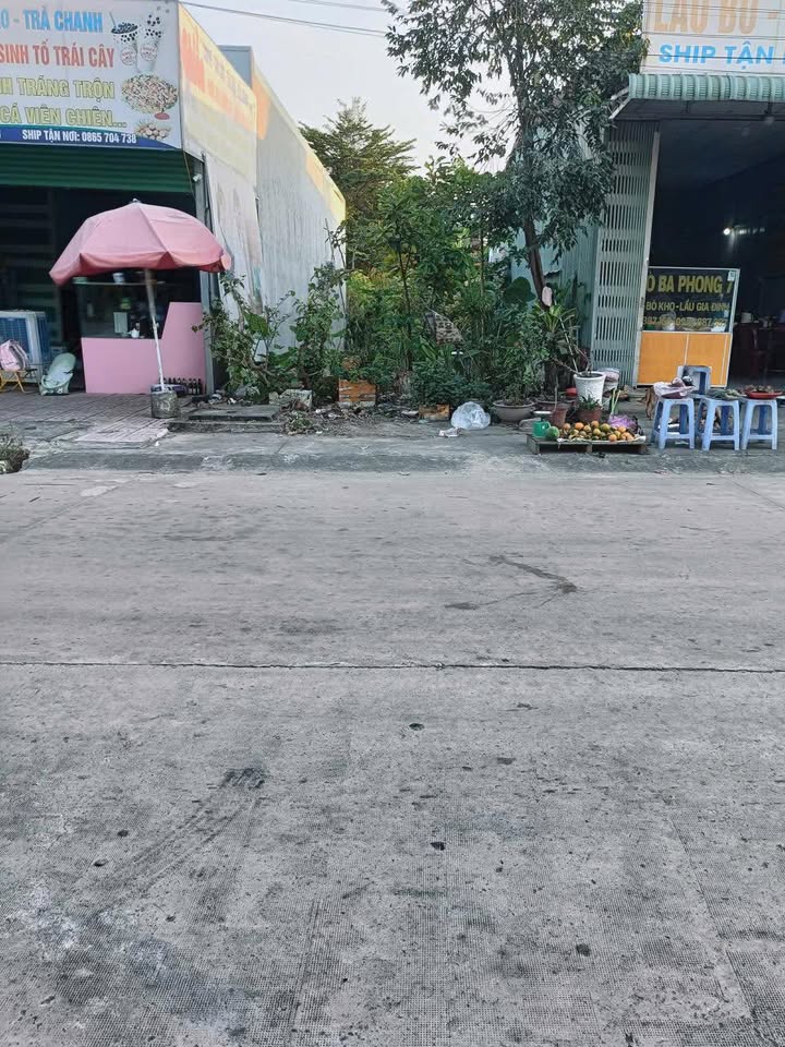 Đất nền Bến Cát, Bình Dương 150m² giá 2 tỷ - Mặt tiền kinh doanh sầm uất!