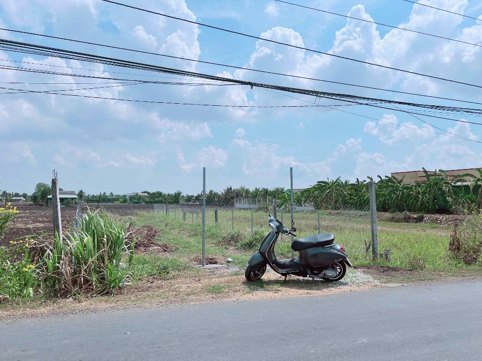 Đất mặt tiền đường Tỉnh 833B, Tân Trụ, Long An 320m² giá 2.7 tỷ - Cơ hội đầu tư lý tưởng!