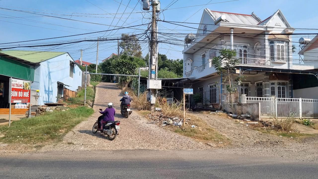 Đất mặt tiền Lý Thường Kiệt, Di Linh 150m² giá 3.7 tỷ - Kinh doanh sầm uất!