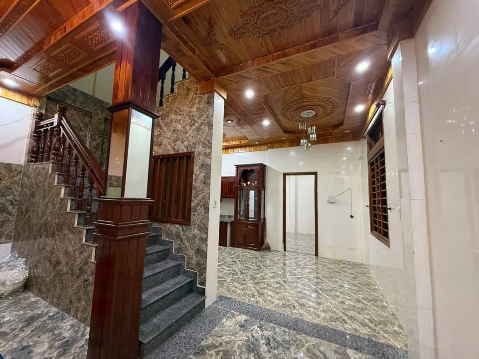 Nhà 2 Tầng 2 Mặt Tiền Kiệt Ô Tô Đào Tấn - Phước Vĩnh 77m² giá 3.1 tỷ - Cơ hội vàng cho gia đình bạn!