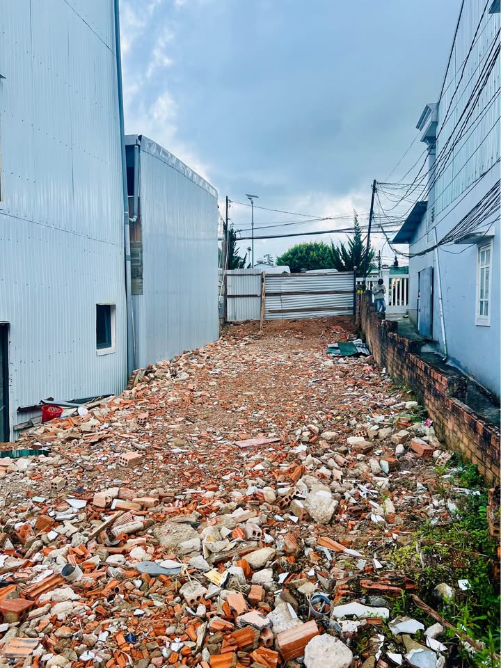 Bán lô đất 2 mặt tiền Ngô Thì Nhậm, Đà Lạt 117m² chỉ 8 tỷ - Đầu tư sinh lời ngay!