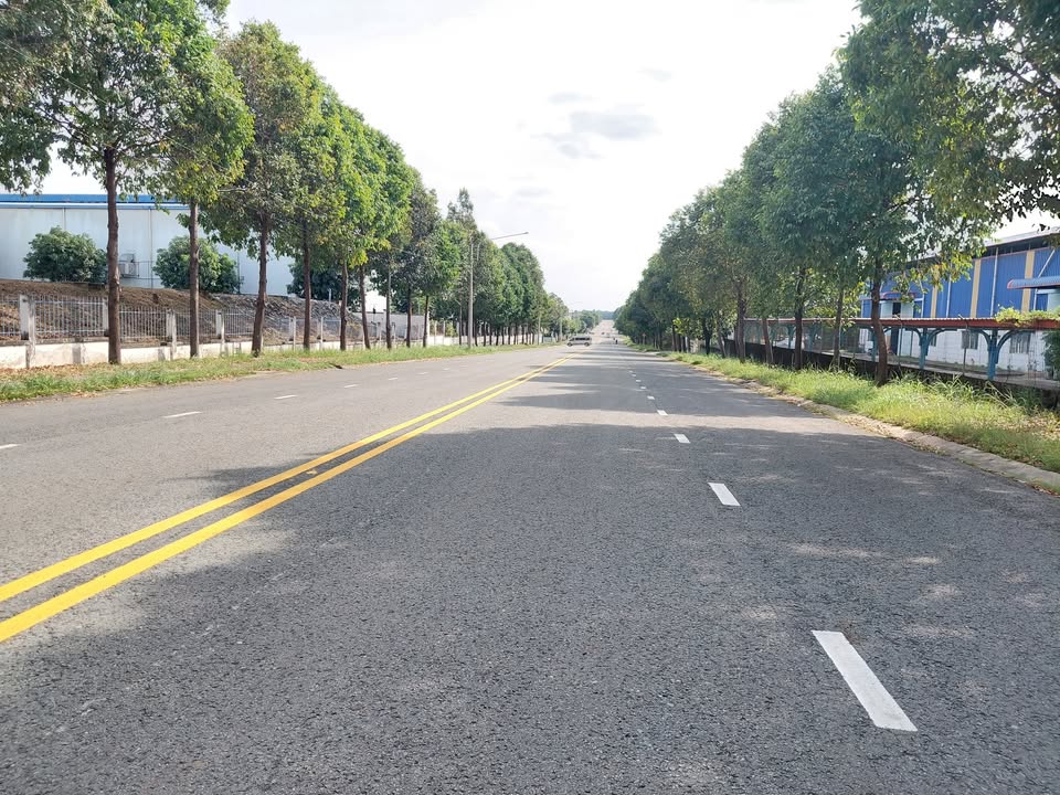 Đất nền Bến Cát 150m² giá 3 tỷ - Kinh doanh ngay tại vị trí đắc địa!