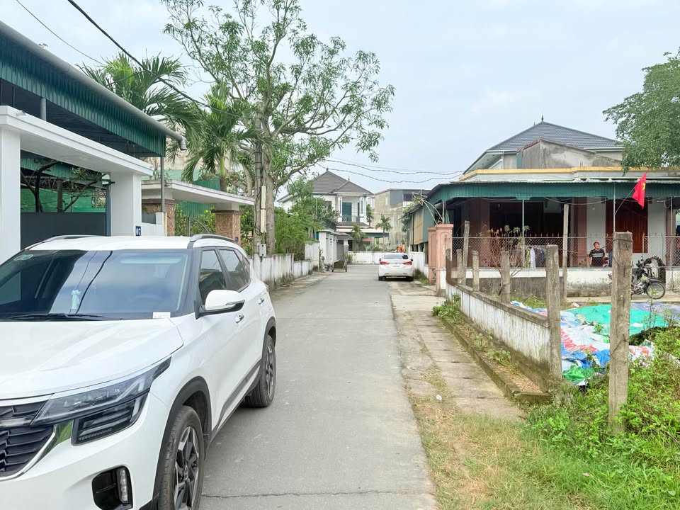 Đất nền Đoài Thịnh, Thạch Trung 150m² - Gần trường học, đường ô tô tránh