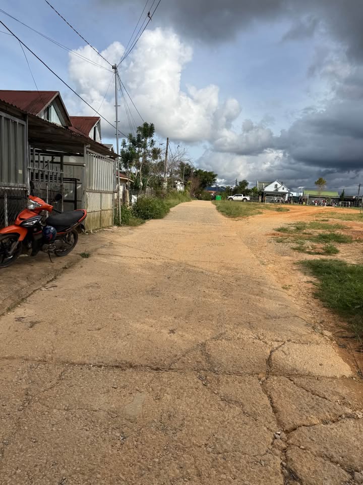 Đất nền Lạc Dương 269m² - Mặt đường bê tông, sổ đỏ chính chủ!