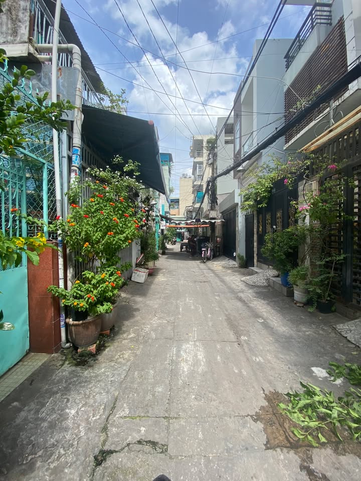 Nhà hẻm ba gác đường Xô Viết Nghệ Tĩnh, Bình Thạnh 42m² giá 5.9 tỷ - Sẵn sàng vào ở!