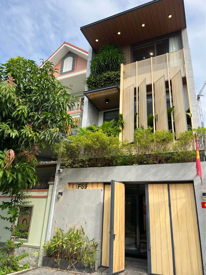 Nhà cấp 2 đường Hoàng Bích Sơn, Phú Thủy, 100m² giá 6.3 tỷ - Sổ hồng công chứng ngay!