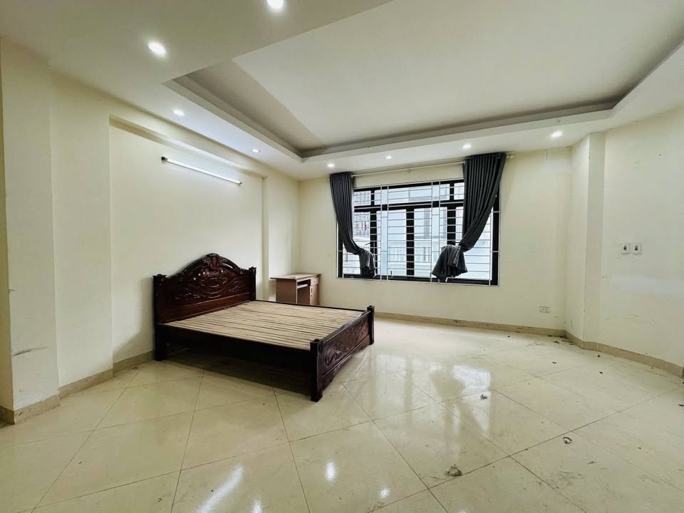 Nhà đẹp Hoàng Hoa Thám Ba Đình 45m² giá 11 tỷ - Lô góc 3 mặt thoáng