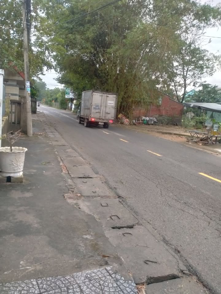 Đất nền Hòa Vang Đà Nẵng 1600m² giá 7.5 tỷ - Mặt tiền QL 14G thuận lợi cho kho xưởng!