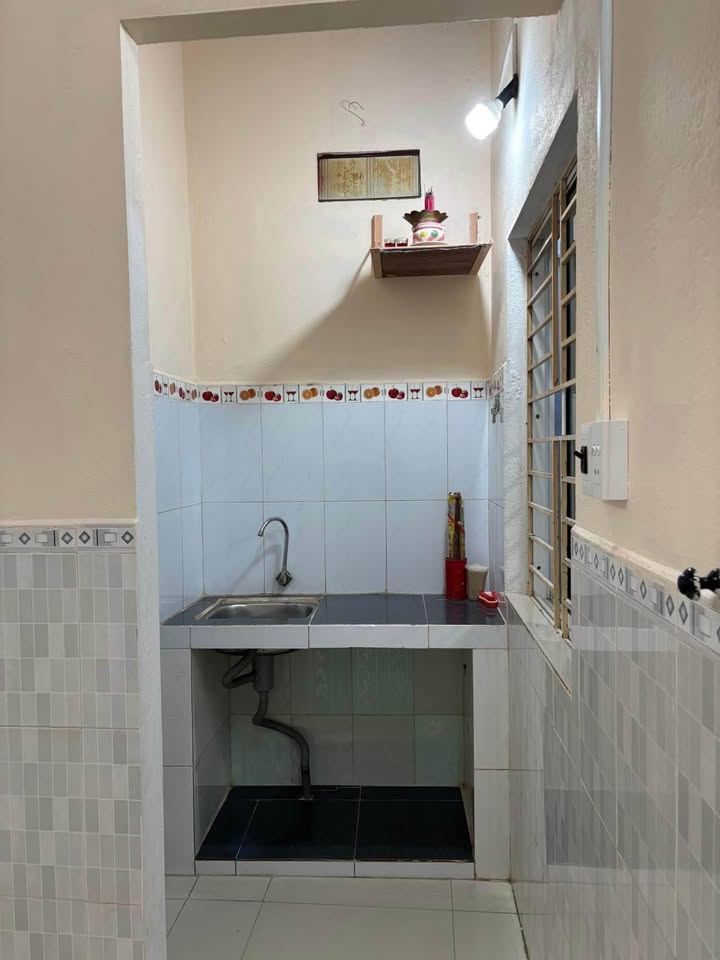 Phòng cho thuê tại đường Lê Hữu Trác, quận Ngũ Hành Sơn - Chỉ 2.5 triệu/tháng