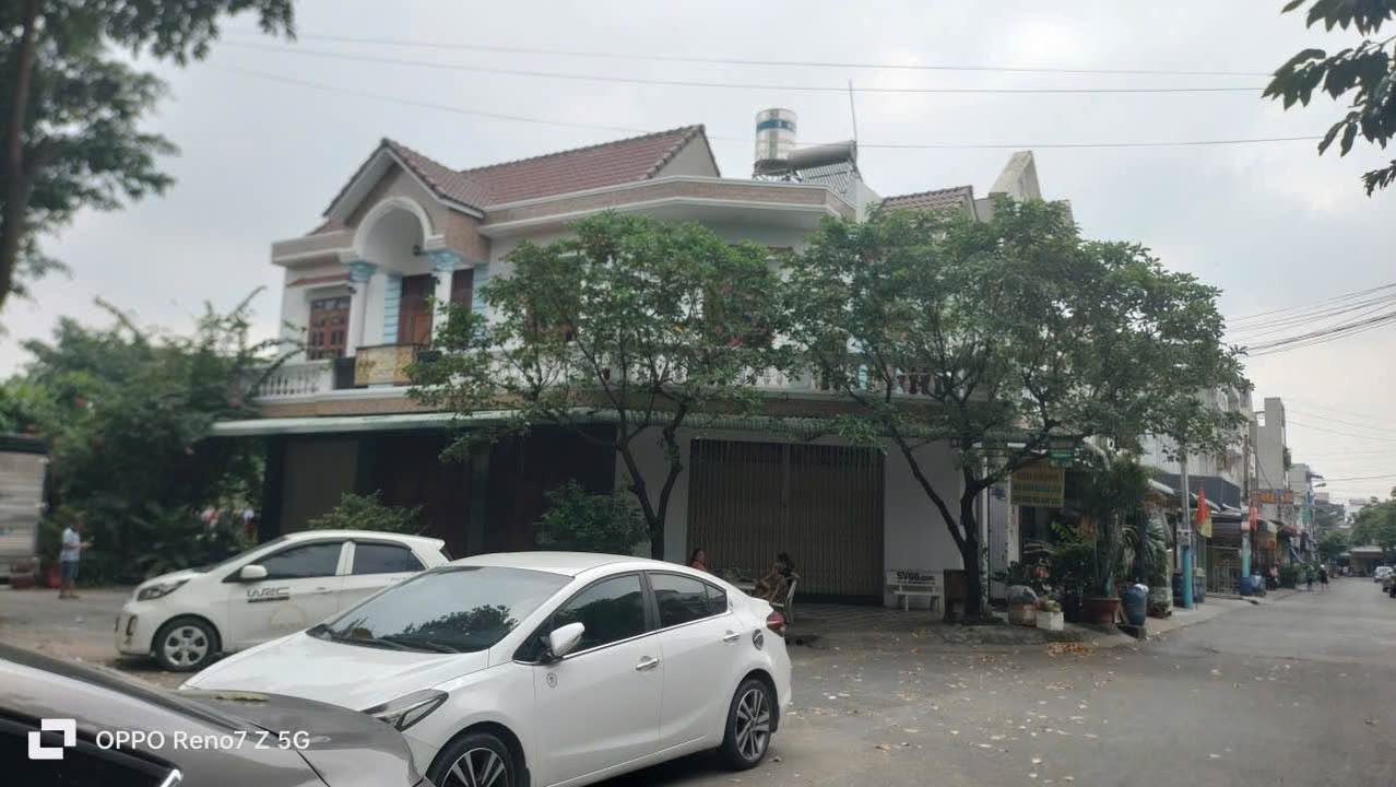 Cho thuê nhà nguyên căn 170m² mặt tiền đường số 8, Dĩ An - Kinh doanh đa ngành nghề
