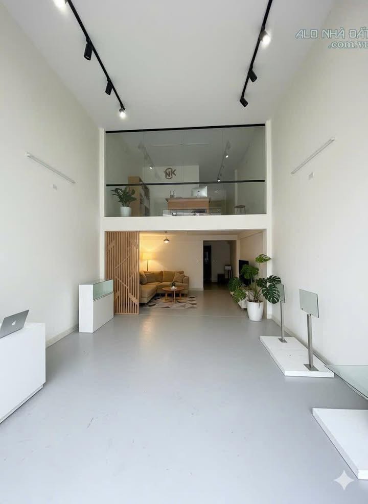 Mặt bằng cho thuê tầng 1 đường Nguyễn Phước Nguyên, Đà Nẵng - Diện tích 90m², giá chỉ 8 triệu/tháng!