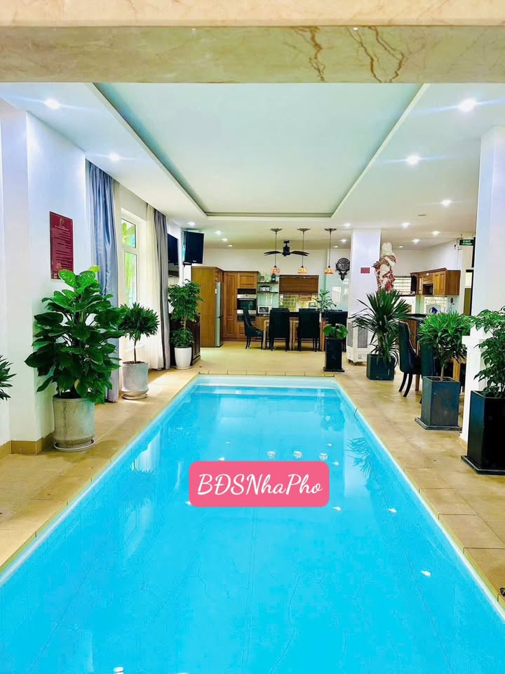 Biệt thự cho thuê đường Hồ Nghinh, Sơn Trà 300m² - Hồ bơi riêng, gần biển