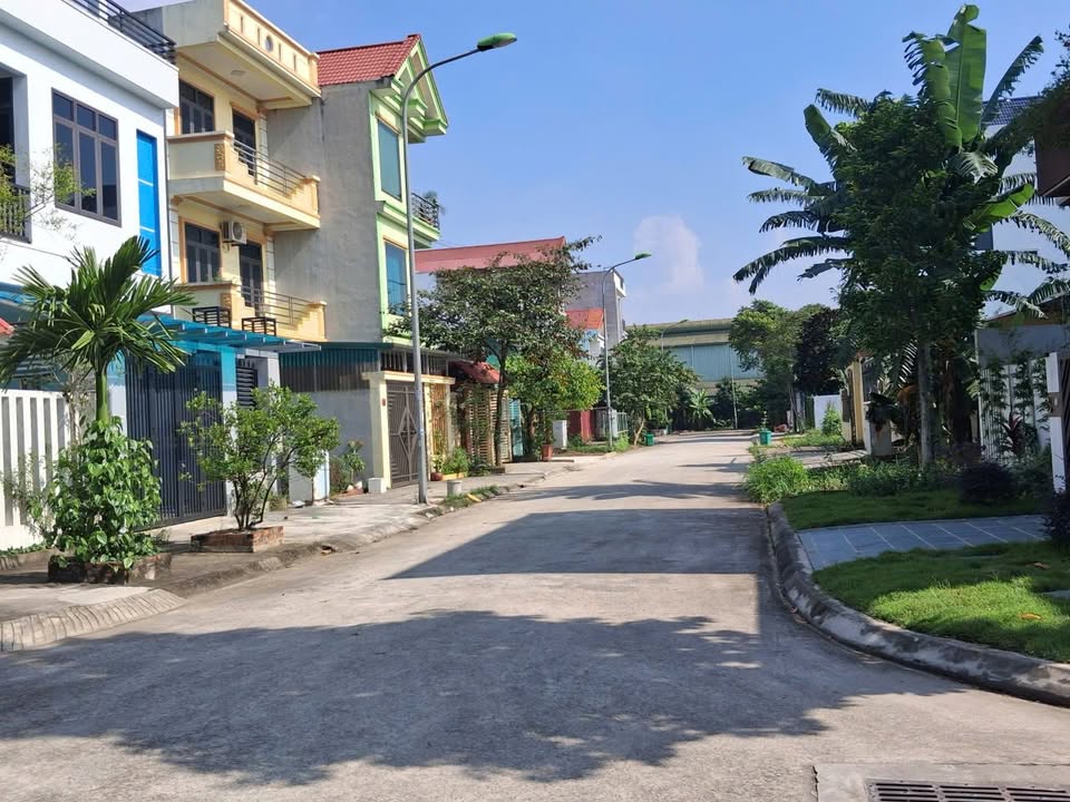 Đất nền 2 mặt tiền phố Đông Thịnh Ninh Sơn 75m² giá 3.5 tỷ - Cơ hội đầu tư hấp dẫn!