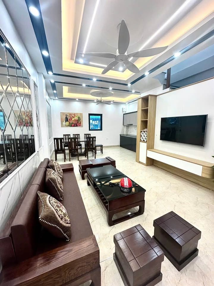 Nhà 3 tầng mới tinh Ninh Sơn 68.5m² giá chỉ 3 tỷ - Sẵn sàng vào ở!