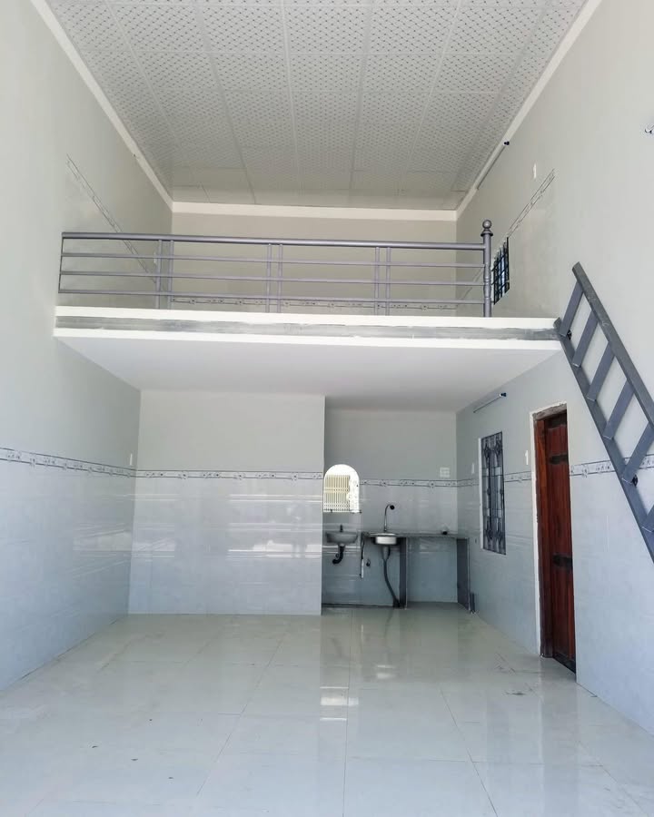 Nhà nguyên căn cho thuê mặt tiền Hoàng Văn Thụ, Quy Nhơn - Giá chỉ 4.5 triệu/tháng!