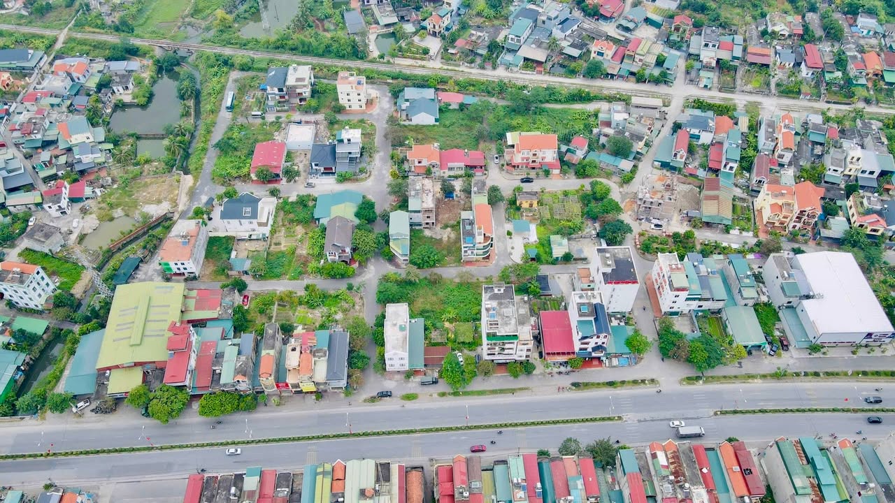 Đất biệt thự 200m² tại Uông Bí - Vị trí đắc địa giá 2 tỷ