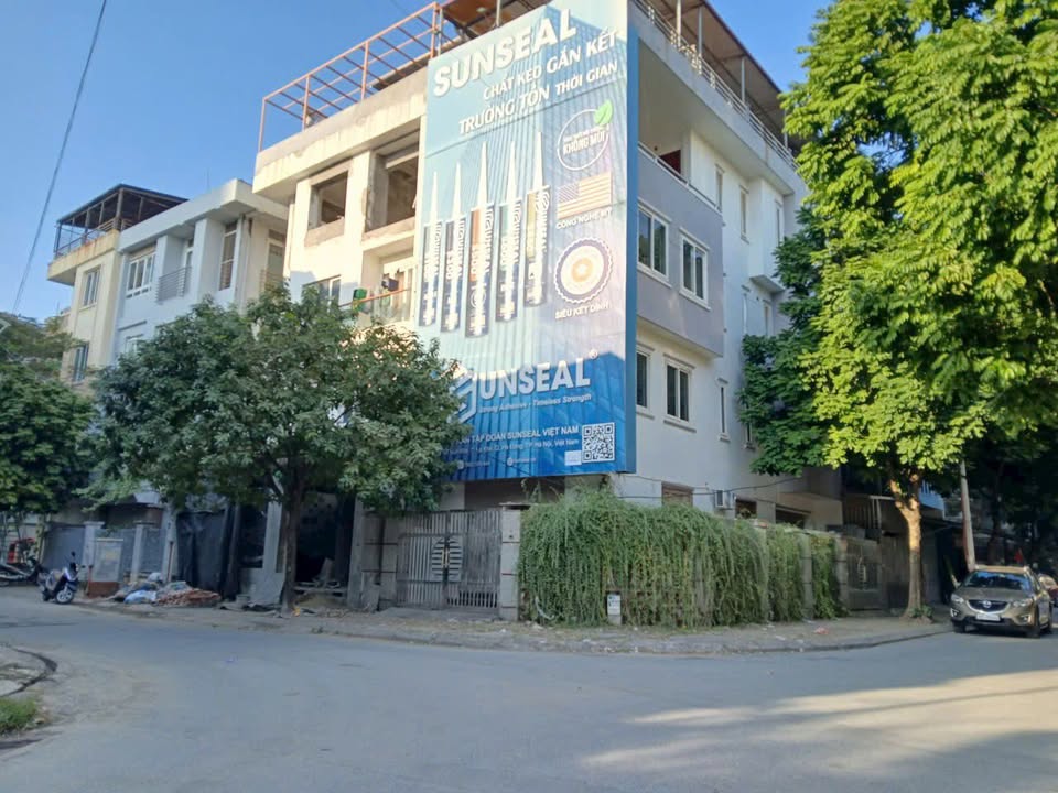 Nhà phố liền kề Văn Khê 109m² giá 20 tỷ - Lô góc hoàn thiện 4,5 tầng!