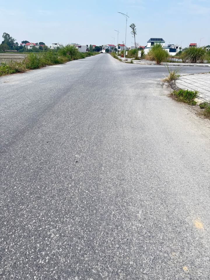 Lô đất đẹp 129m² tại Quảng Định, Quảng Xương - Sổ đỏ chính chủ, giá đầu tư hợp lý!