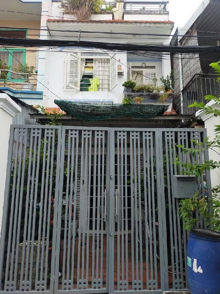 Nhà riêng hẻm xe hơi Bình Chiểu 80m² giá 6.3 tỷ - Sổ đỏ chính chủ!