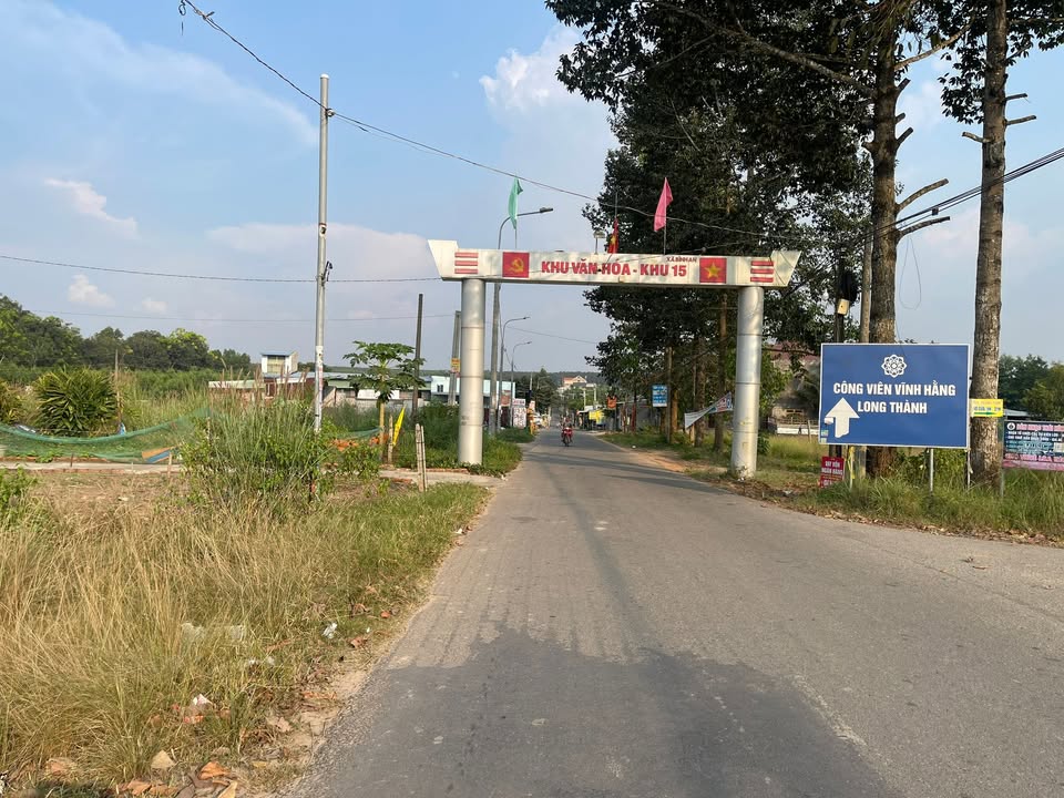 Nhà cấp 4 mặt tiền đường khu 15 Long Đức, 210m² giá 2 tỷ - Cơ hội đầu tư hấp dẫn!