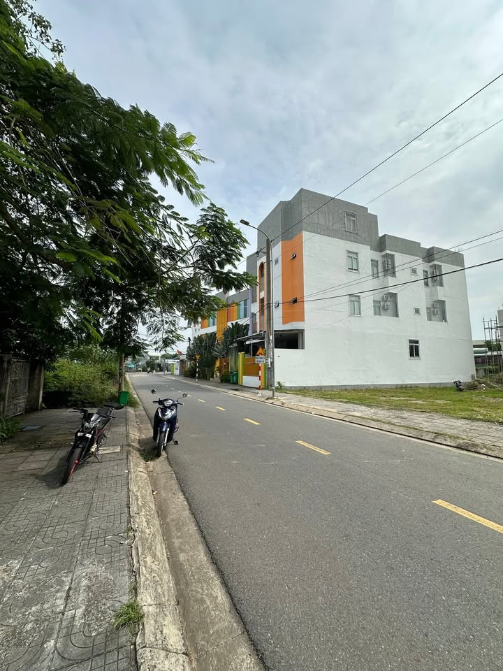 Đất nền mặt tiền Hồ Tri Tân Long Điền 70m² giá 2.45 tỷ - Tiềm năng đầu tư lớn!