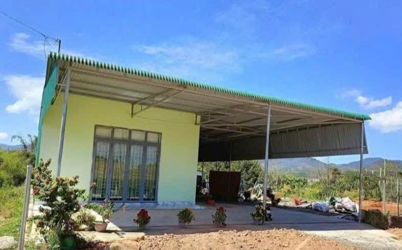 Nhà vườn sầu riêng Đại Lào Bảo Lộc 2000m² chỉ 2.6 tỷ - View đẹp, sẵn sàng ở ngay!