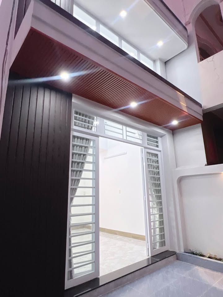 Nhà đẹp Long Xuyên 77m² giá 1 tỷ - Chính chủ bán gấp!