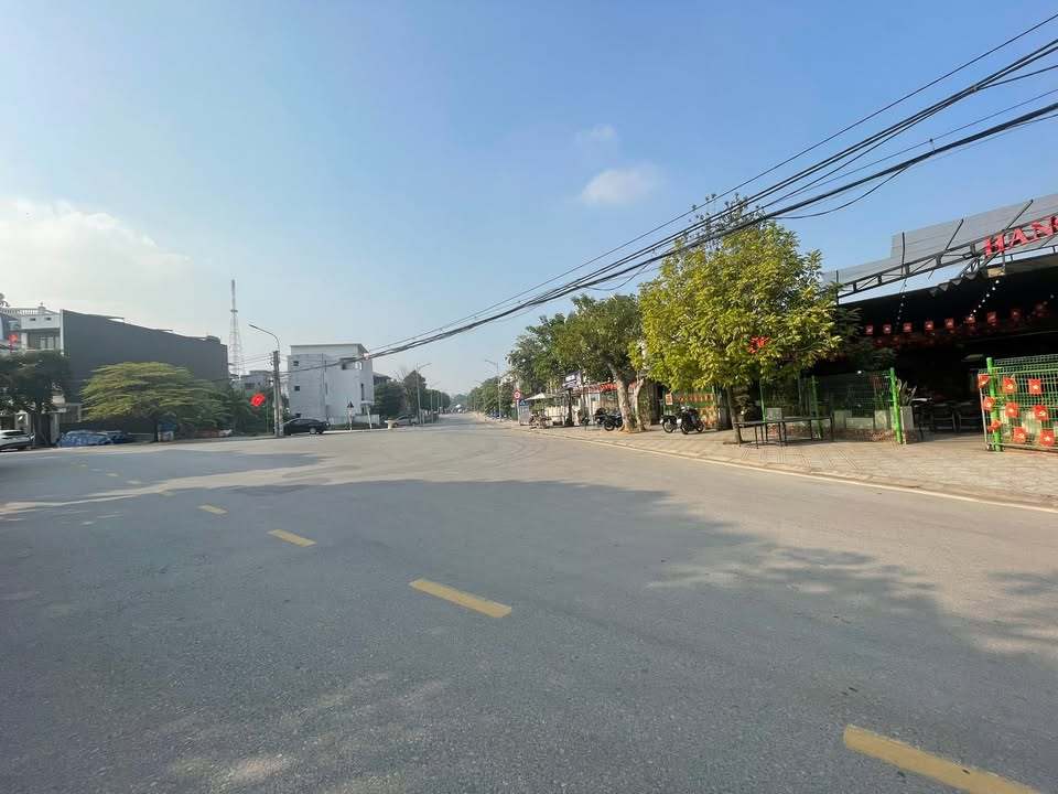 Đất thổ cư Ngõ 379 Nguyễn Văn Linh 82.9m² giá 2 tỷ - Vị trí đẹp, giao thông thuận lợi!